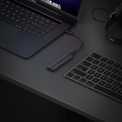 SABRENT NVMe Gehäuse und m2 SATA SSD Adapter (M-Key, M+B Key) USB C 3.2X2 10Gbps Kühlkörper Design (EC-SNVE)