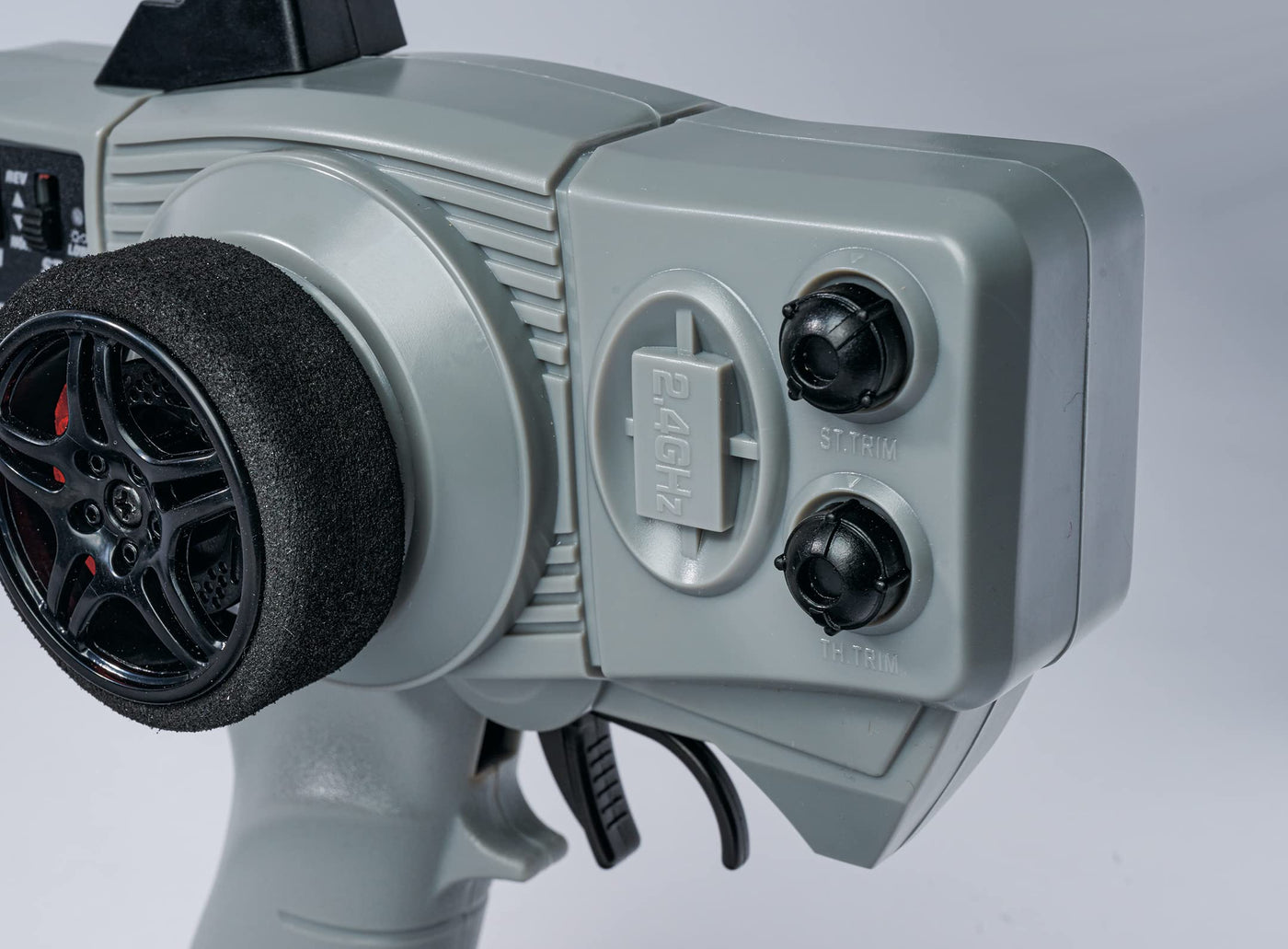 Carson 500500105 Reflex Wheel X1 2.4G grau - KIT kompatibel, Modellbau, Zubehör, Empfänger, RC Funke, 2 4 GHz Fernsteuerung