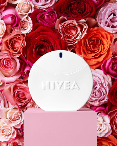 NIVEA Creme Eau de Toilette, NIVEA Parfum mit dem ikonischen Duft der NIVEA Creme, frischer und sanfter unisex NIVEA Duft im ikonischen Parfüm-Flakon (30 ml) (Packung mit 2)