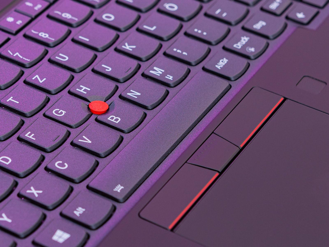 Lenovo ThinkPad X1 Carbon Gen 8. Intel i5 4x1.7 GHz Prozessor, 16 GB Arbeitsspeicher, 256 GB SSD, 14 Zoll Display FullHD 1920x1080 IPS Cam, Windows 11 Pro ZP7 (Generalüberholt)