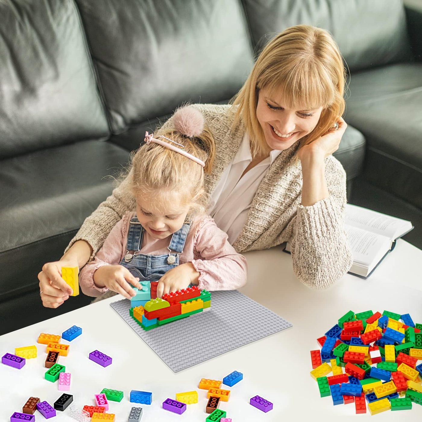 Mlikero 10 Klassische Grundplatten Bauplatte für Bausteine, 25*25cm Bauplatten kompatibel mit Allen großen Marken und Bausteine Spieltisch, Classic Platten Set Geeignet für Bauherren ab 3 Jahren, Grau