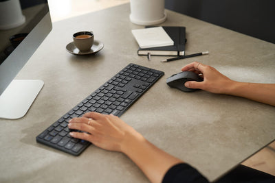 Rapoo 9800M kabelloses Tastatur-Maus Set Wireless Deskset 1600 DPI Sensor wiederaufladbarer Akku flaches Aluminium Design DE-Layout QWERTZ PC & Mac - dark grey