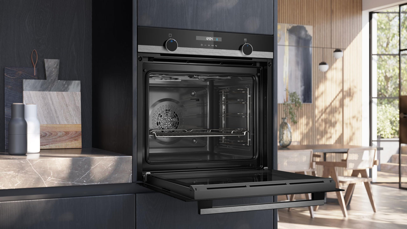 Siemens HB517GBS3, iQ500, Einbau-Backofen 60 x 60 cm, Hydrolytische Reinigungshilfe, lightControl für intuitive Bedienung, 3D Heißluft, cookControl10 Automatikprogramme, Schnellaufheizung, softMove