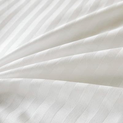 Amolavet Hotel Bettwäsche 135x200 Baumwolle Weiß 2teilig Set Bettwäsche 135x200 Mako Satin Baumwolle Damast Streifen Weiss mit Reißverschluss für Ganzjährig