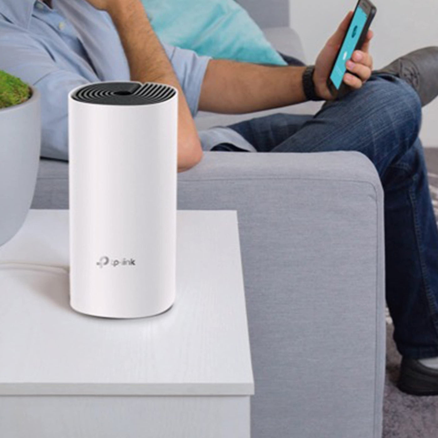 TP-Link Deco E4 Mesh WLAN Set (1er Pack), AC1200 Dual Band Router & Repeater (Reichweite bis zu 130m², ideal für große Häuser mit mehreren Geräten, 2x 100Mbit/s Ports) weiß