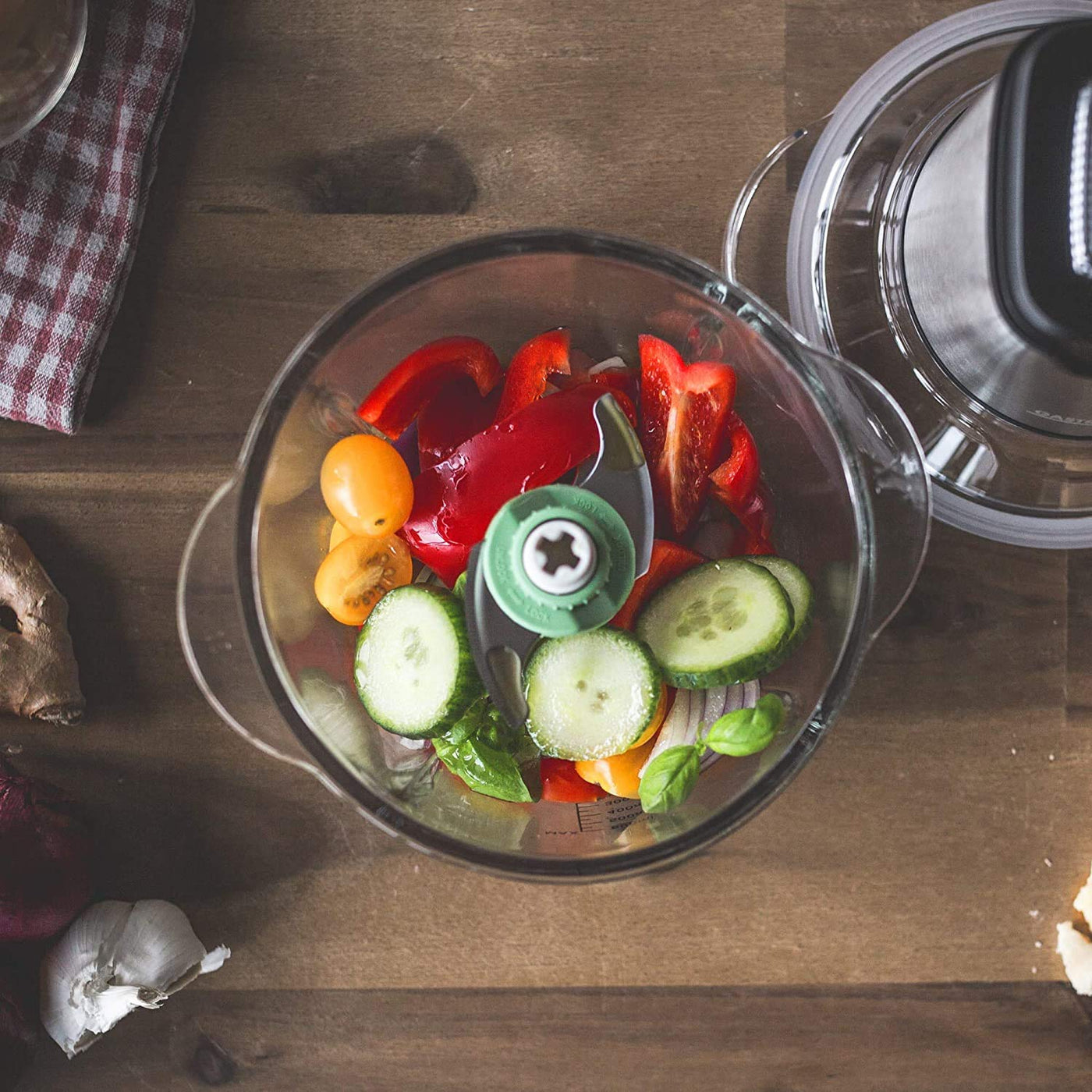 GASTROBACK 40961 Design Mini Chopper Plus, Multi-Zerkleinerer, 3 Edelstahl-Sichelmesser, 400 Watt, 1,2 Liter Glasbehälter, steel, edelstahldesign