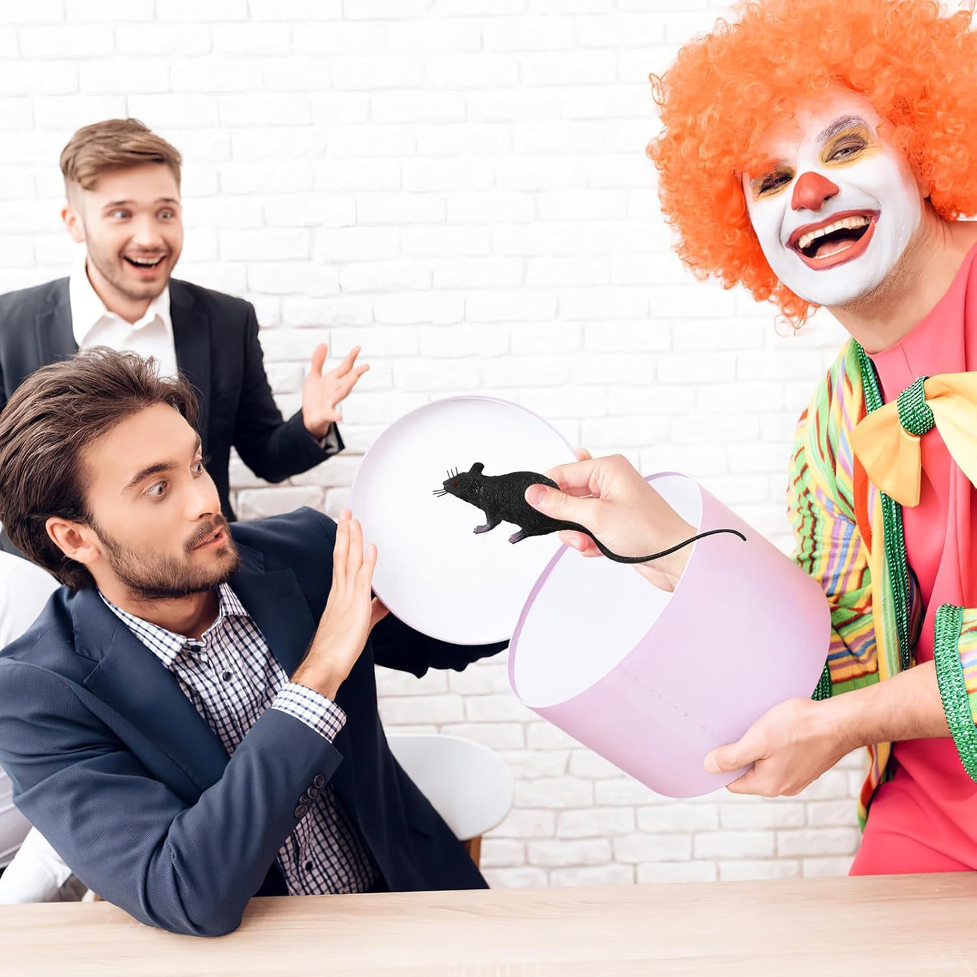 2 Stück Gefälschte Ratten Kunststoff Maus Modell Figuren Realistische Gruselig Ratten Spielzeug Halloween Deko Kinder Tricks Streiche Requisiten Spielzeug für Party- und Scherzartikel, Ornamente