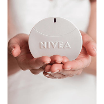 NIVEA Creme Eau de Toilette, NIVEA Parfum mit dem ikonischen Duft der NIVEA Creme, frischer und sanfter unisex NIVEA Duft im ikonischen Parfüm-Flakon (30 ml) (Packung mit 2)