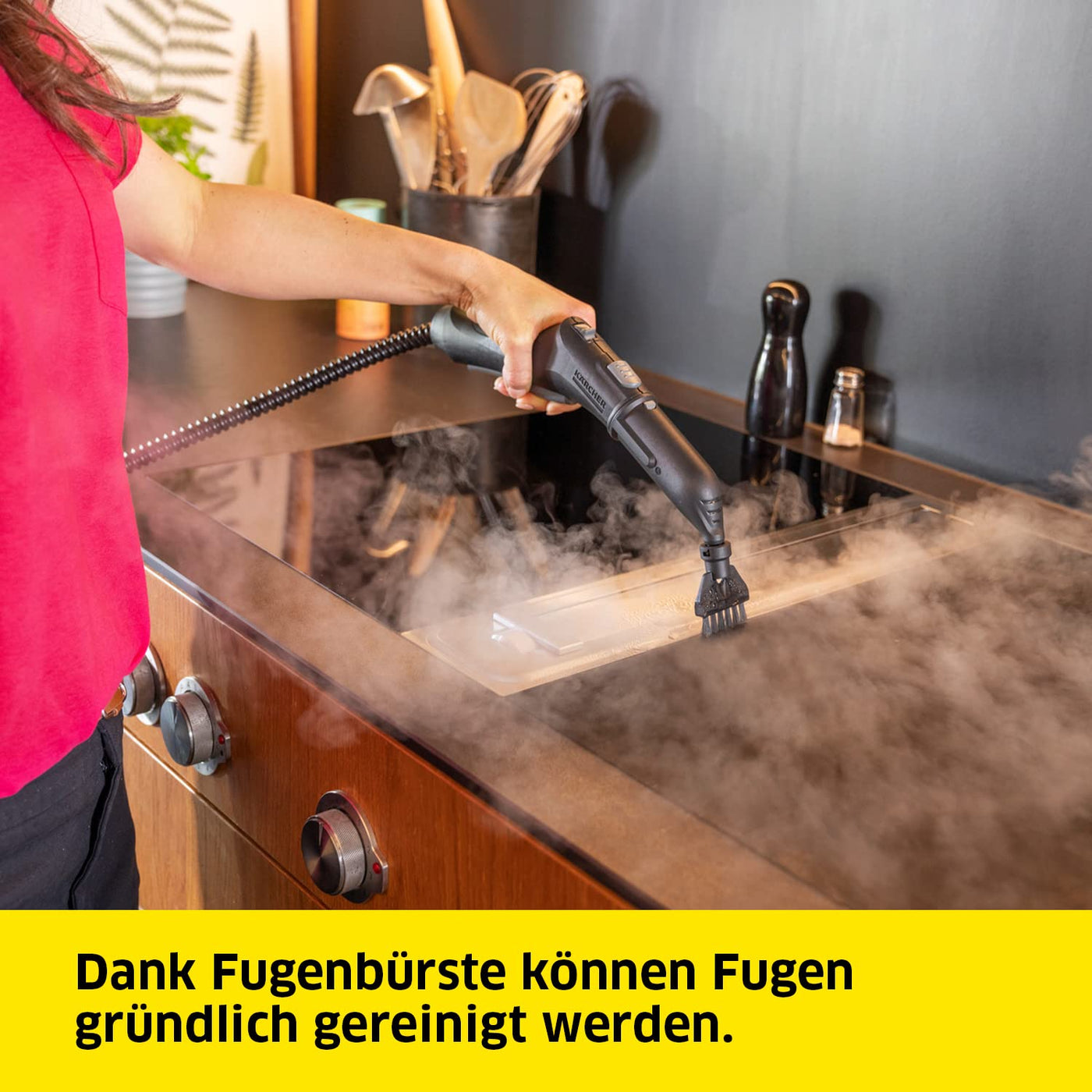 Kärcher Dampfreiniger SC 4 Deluxe EasyFix, Dampfdruck: 4 bar, Aufheizzeit: 3 min., Fläche: ca. 130 m², Tank: 0,5 l + 1,3 l, inkl. Bodenreinigungsset EasyFix, Düsen, Mikrofaser-Überzug und Bürsten