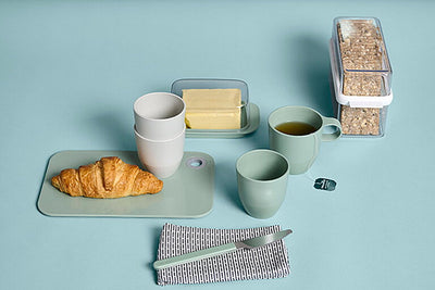 Mepal - Knäckebrotbox Stora - Aufbewahrungsbox für Cracker & Knäckebrot - Luftdichte Knäckebrotbox mit Deckel - Ideal zur Aufbewahrung einer Packung Knäckebrot - 1600 ml - White