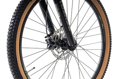 Axess Keedo | Herren-Mountainbike | MTB-Hardtail | 16-Gang Schaltung | hydraulische Scheibenbremsen, Farbe:satinblack Olive, Rahmengröße:16 Zoll, Laufradgröße:27.5 Zoll