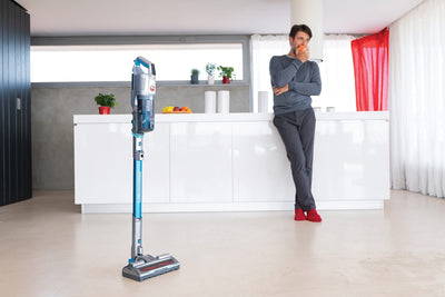 Hoover Akku Saugwischer mit Licht & 2 Akkus – 3-in-1 Staubsauger mit Wischfunktion & Handsauger – 60 Min. Laufzeit – Wischsauger mit Parkfunktion [HF522YSE]