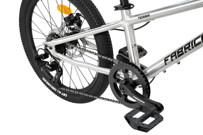 FabricBike Terra - Alu Mountainbike Jugendfahrrad 20 Zoll ab 6, 7 und 8 Jahre, 7-Gang-Schaltung, Scheibenbremse, Federgabel, Kinder Fahrrad (Polished)
