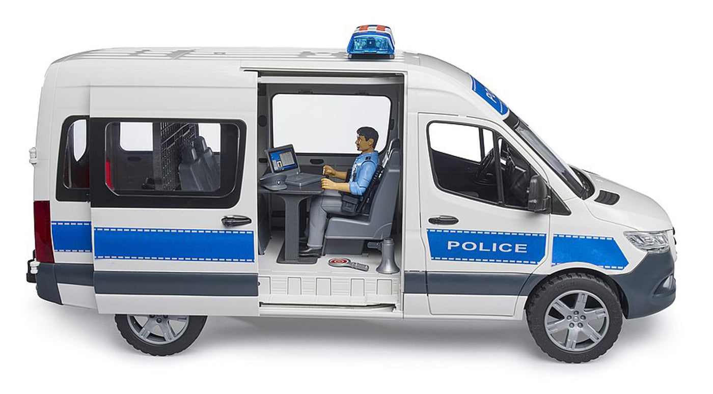 bruder 02683 - MB Sprinter Polizei Einsatzfahrzeug mit Light & Sound Modul, bworld Polizist - 1:16, Fahrzeug, Polizeiauto, Streifenwagen, Spielzeug ab 4 Jahre