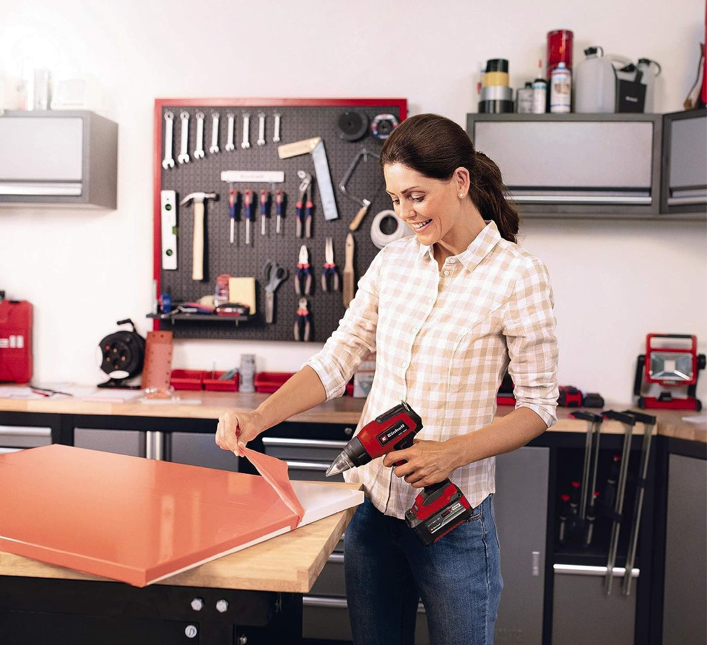 Einhell Akku-Heißluftpistole TE-HA 18 Li - Solo Power X-Change (Li-ion, 18V , 2 Temperaturstufen, inkl. Reduzier-, Breitstrahl-, Reflektordüse, ohne Akku und Ladegerät)