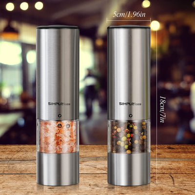 SIMPLETASTE Elektrische Pfeffermühle Salzmühle, mit Verstellbarem Keramikmahlwerk 2er Set Gewürzmühle aus Edelstahl Batteriebetrieben mit LED