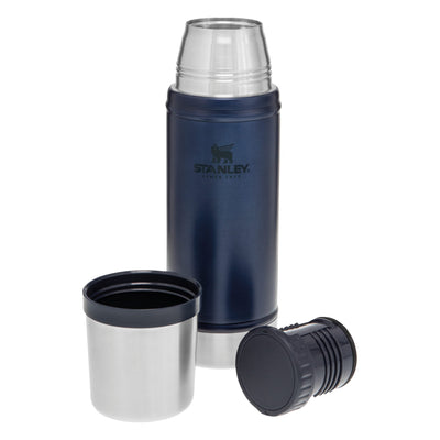 Stanley Classic Legendary Thermosflasche 473 ml - Thermos Hält 15 Stunden Heiß oder Kalt - Edelstahl Thermoskanne - BPA-Frei - Spülmaschinenfest - Nightfall