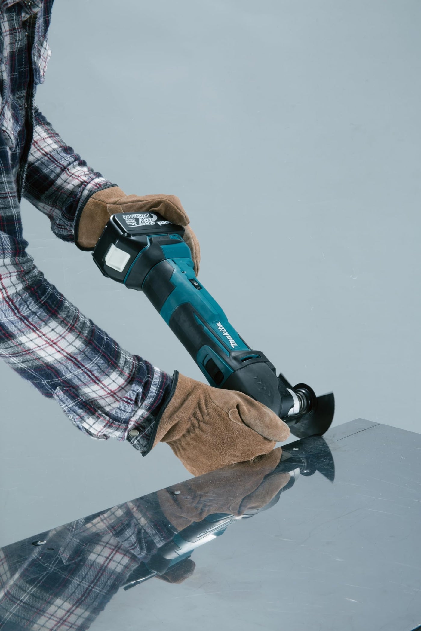 Makita DTM51Z Akku-Multifunk.Werkzeug 18,0 V (ohne Akku, ohne Ladegerät, ohne Zubehör), Blau