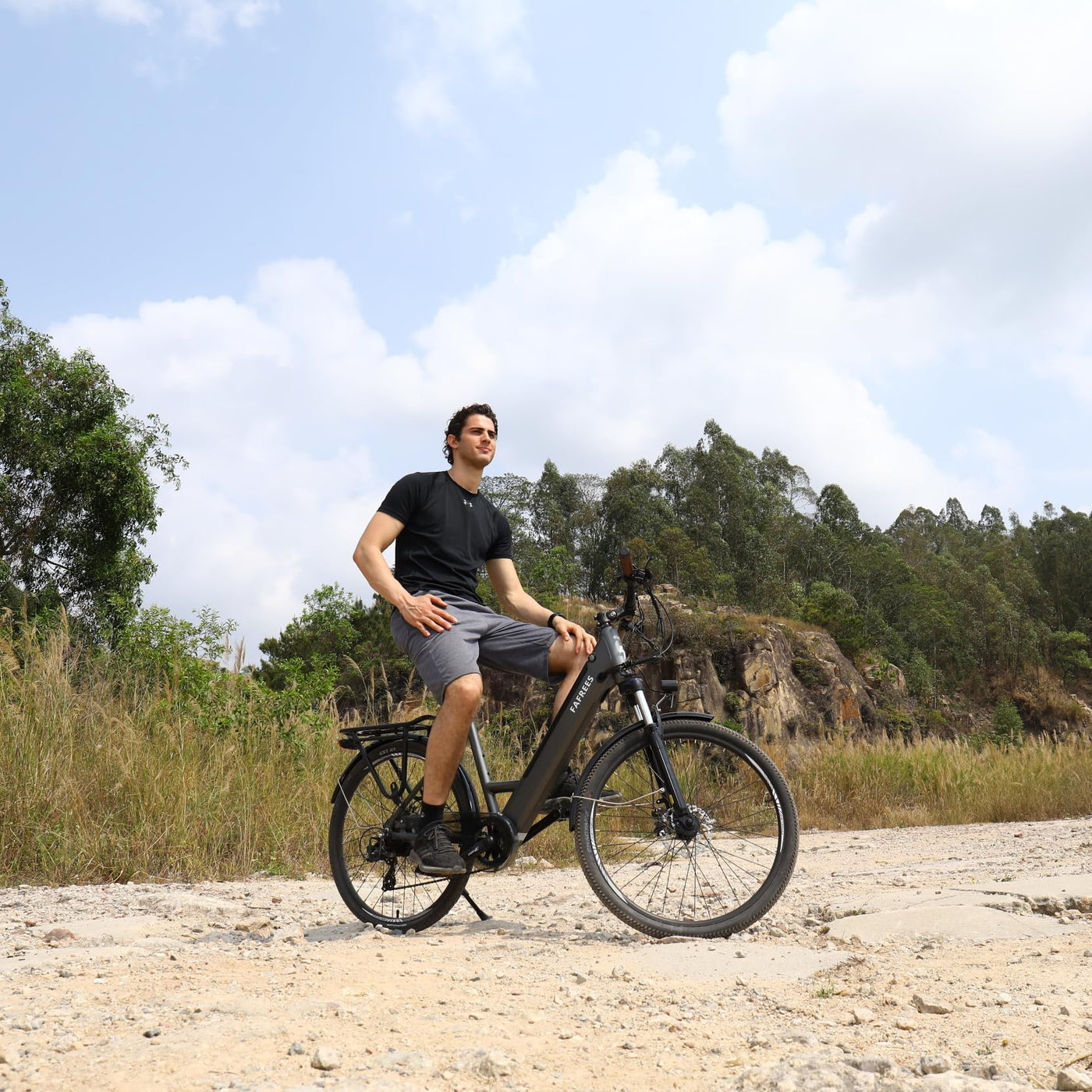 Fafrees F26 Pro ebike 14.5Ah Akku, Elektrofahrrad 250W 26 Zoll, City e-Bike 25km/h, e Bike Herren Damen, E-Fahrrad Support Mobile APP, Reichweite bis zu 55-110Km, Grau