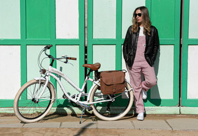 Via Veneto Bazam - Sun on the Beach Lady Damenfahrrad Cruiser, 66 cm (26 Zoll), 6-Gang-Schaltung, Größe 43, weiß, Retro Vintage aus Aluminium | VV790L