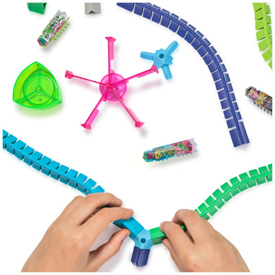 Hex Bots NanoLand Spielset mit 36 Bauteilen, 2 Karussellen, 2 Nano Bots und einem superschnellen Nano Flash. Ab 3 Jahren