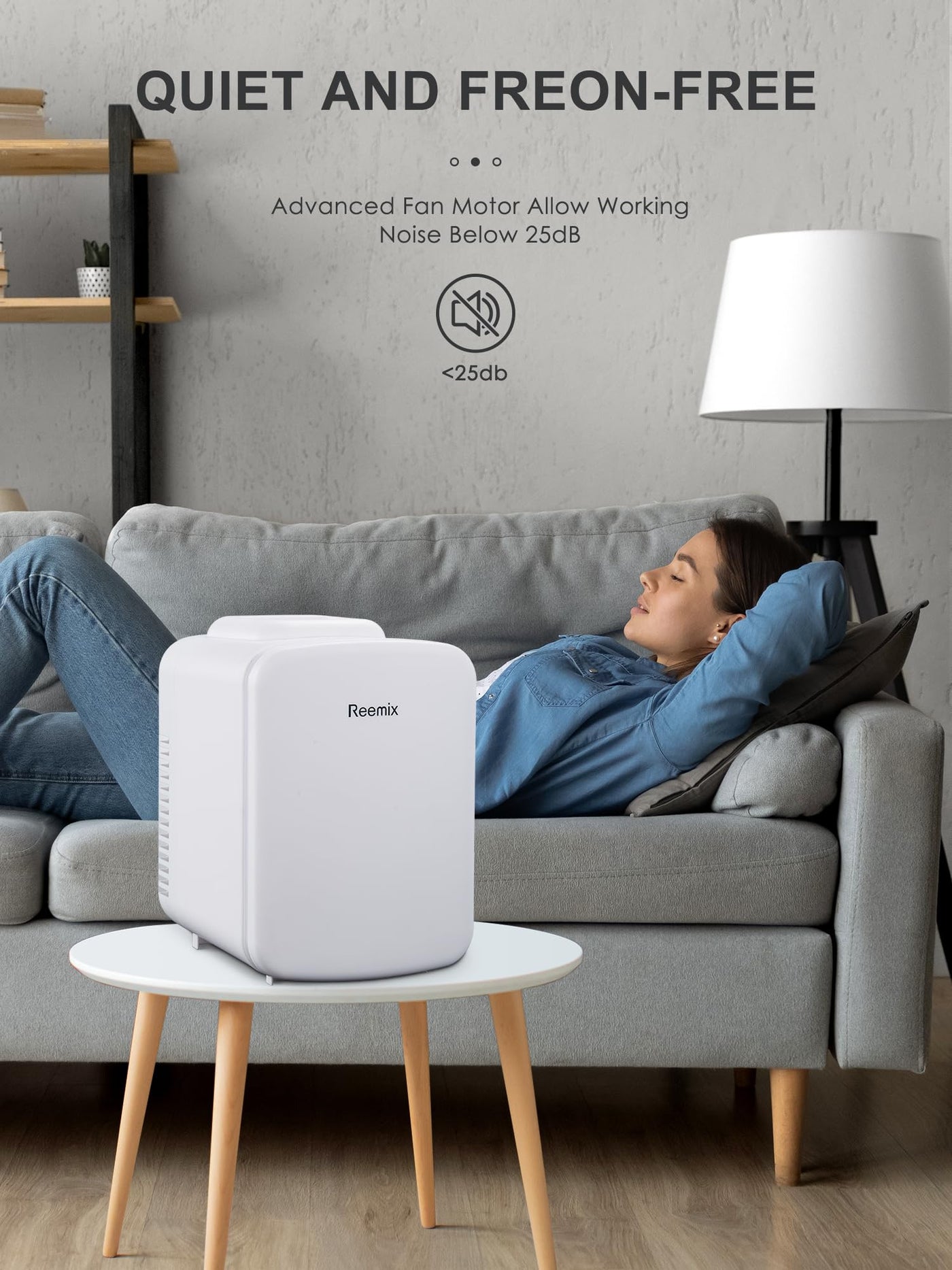 Reemix Mini-Kühlschrank, 4 Liter/6 Dosen, tragbarer Kühler und Wärmer persönlicher Kühlschrank für Hautpflege, Kosmetik, Getränke, Lebensmittel, ideal für Schlafzimmer, Büro, Auto, Freonfrei (Weiß)