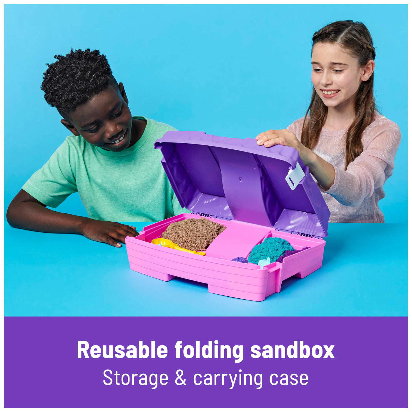 Kinetic Sand Meerjungfrauen Koffer - mit 934 g original kinetischem Sand aus Schweden in 3 Farben, 6 Förmchen, 1 Schaufel für kreatives Indoor-Sandspiel, für Kinder ab 3 Jahren