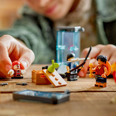 LEGO ONE Piece Zirkuszelt von Buggy dem Clown - Interaktives Spielzeug mit 4 Minifiguren - Ruffy, Nami & Zoro sowie 2 Steckbriefen - Kreatives Geschenk für Jungen, Mädchen & Fans ab 8 Jahren - 75637