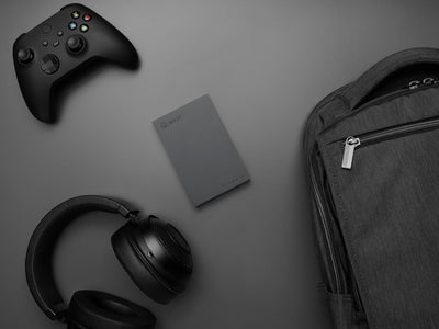 Seagate Game Drive Xbox 2TB tragbare externe Festplatte 2.5 Zoll, USB 3.0, Xbox One, X/S, Grau, STKX2000403