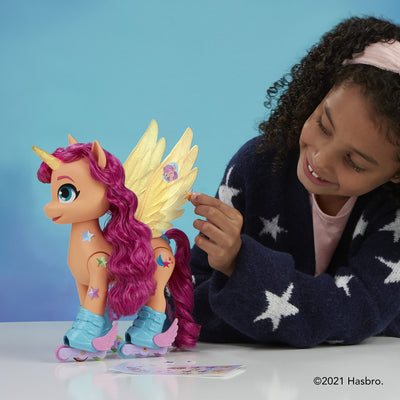 My Little Pony: A New Generation Sunny Starscout Inline-Singendes Rollerspielzeug 22,5 cm mit 50 Reaktionen, Lichter