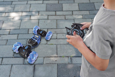 Lexibook, Extreme Crosslander, ferngesteuertes Offroad-Auto, bis zu 12km/h, Lichteffekte, inkl. Fernbedienung & Armband zur Gestensteuerung, Musik, wiederaufladbar, RC50