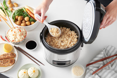 Russell Hobbs Reiskocher [Testsieger] 1,2l inkl. Dampfgarer -Einsatz mit Aroma-Klappdeckel (Warmhaltefunktion, antihaftbeschichteter Gartopf, Reislöffel & Messbecher, Edelstahl) 27080-56