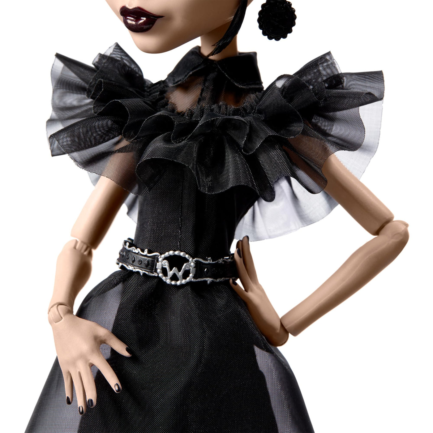 Monster High Wednesday Puppe, Rave’N Wednesday Sammelfigur in schwarzem Gothic-Kleid, inspiriert von der Tanzszene, Premium-Accessoires und Puppenständer, HXJ03
