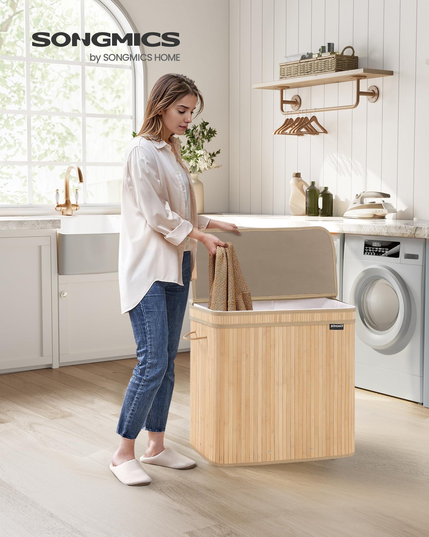 SONGMICS Wäschekorb mit Deckel, Wäschesammler Bambus, Wäschesack herausnehmbar und maschinenwaschbar, mit Griffen, 150 Liter, für Waschküche, Schlafzimmer, Wohnzimmer, naturbeige LCB062N01