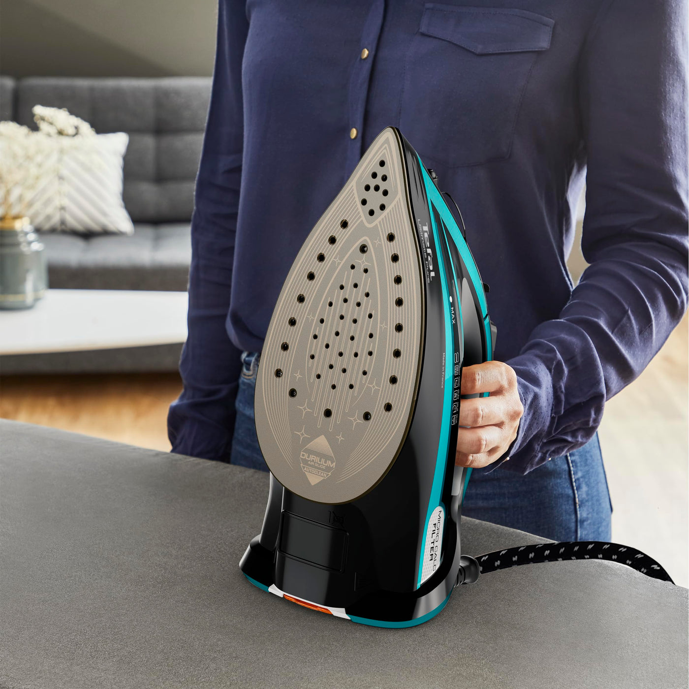 Tefal Dampfbügeleisen Ultimate Pure FV9844 | 3200 W | Micro-Calc-Filter | Durilium Airglide Autoclean-Bügelsohle | Automatische Abschaltung | ‎ ‎0.35 Liter | 31.6 x 15.1 x 16.3 cm | Schwarz / Blau