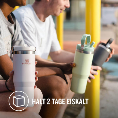 Stanley IceFlow Flip Straw Trinkflasche mit Strohhalm 0.89L - Thermosflasche Hält 12+ Stunden Kalt - Auslaufsicher - Trinkflasche Sport - Wasserflasche BPA Frei - Spülmaschinenfest - Citron