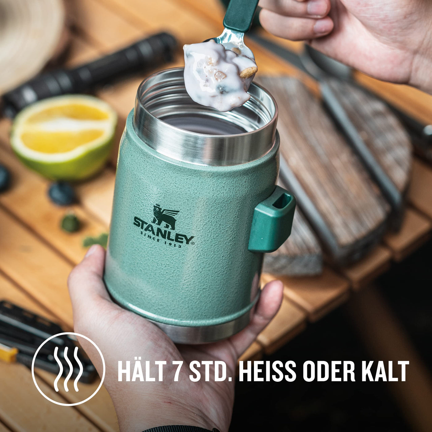 Stanley Classic Legendary Thermobehälter für Essen mit Göffel 400 ml - Hält 7 Stunden Heiß oder Kalt - Edelstahl Warmhaltebehälter Essen - BPA-Frei - Spülmaschinenfest - Hammertone Green