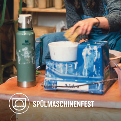 Stanley Classic Legendary Thermosflasche 1L - Thermos Hält 24 Stunden Heiß oder Kalt - Edelstahl Thermoskanne - BPA-Frei - Spülmaschinenfest - Hammertone Green