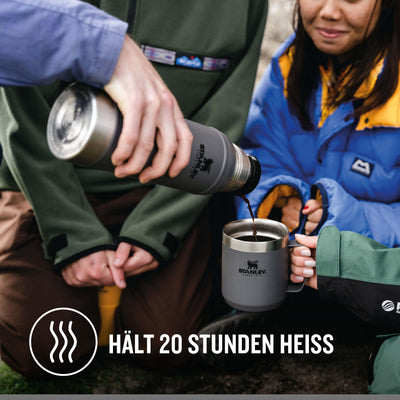 Stanley Classic Legendary Thermosflasche 750 ml - Thermos Hält 20 Stunden Heiß oder Kalt - Edelstahl Thermoskanne - BPA-Frei - Spülmaschinenfest - Charcoal