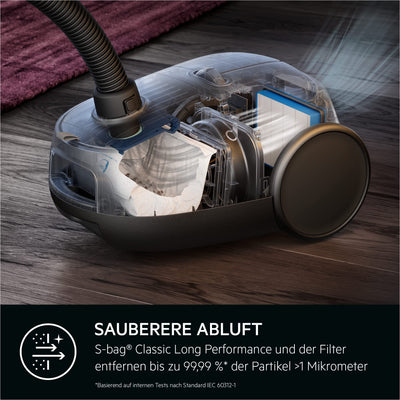AEG CLEAN 6000 AB61C1OKO ÖKO Staubsauger / hohe Saugleistung / Zusatzdüsen / XL-Räder / Edelstahl-Teleskoprohr / 65% Recyclingmaterial / 12 m Kabel / 750 Watt / Zubehör / grau