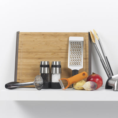 OXO Good Grips Elegante Salzmühle aus Edelstahl, Silber