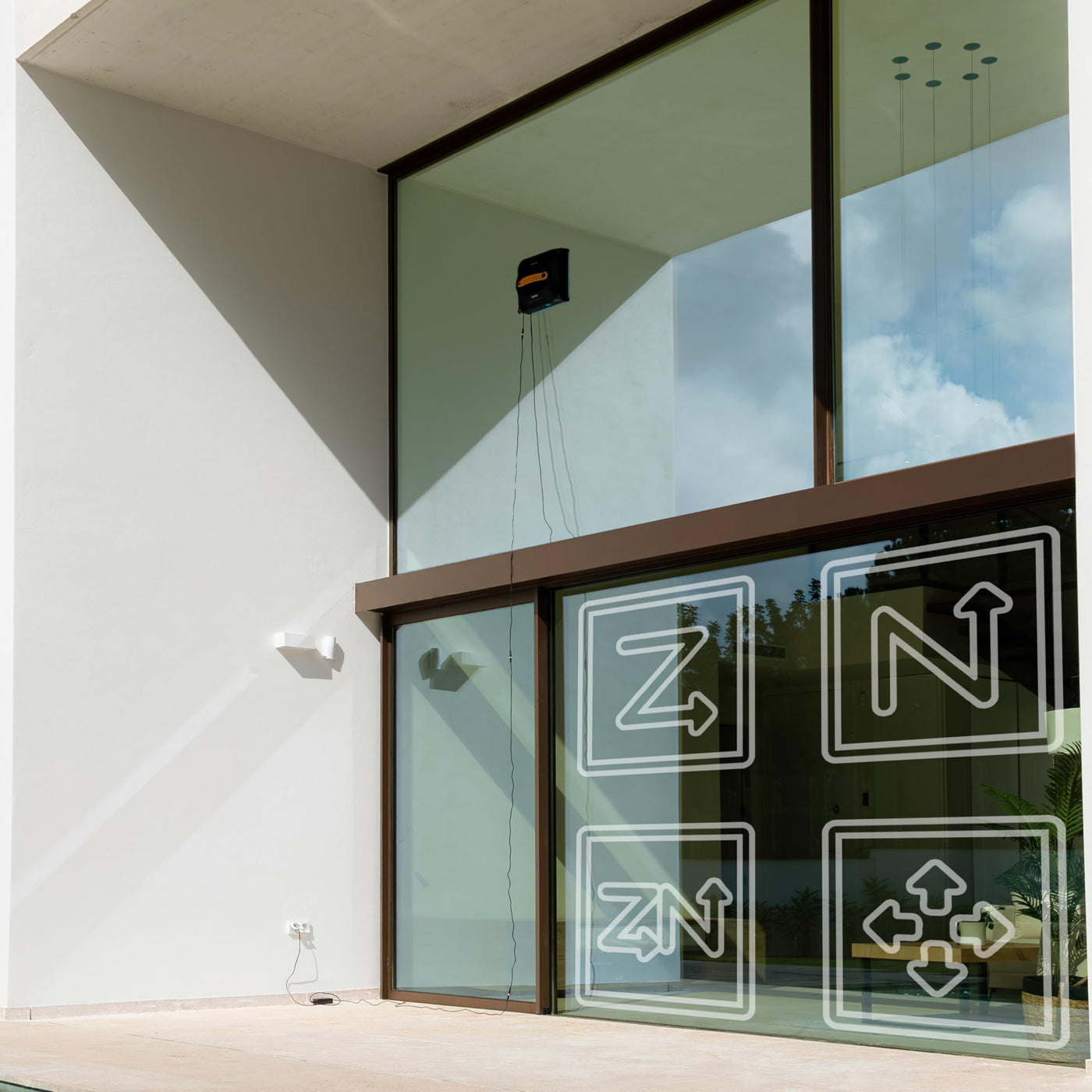 Cecotec Robot Fensterreiniger Conga Windroid 1390 Double Spray Connected 3in1; Sprüht, reinigt und trocknet, Doppelspray, APP, Fernbedienung, 8Modi, Aktionsradius 7,5m, Sicherheitskordel, Reinigungsse