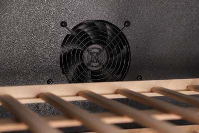 Respekta Einbau-Weinkühlschrank für 57 Standardflaschen / 143 L Nutzinhalt / 2 Temperaturzonen, je 5°-22°C/Touch Control/LED Leuchte/Wechselbarer Türanschlag/Max. 38 dB/WKSE 57-19