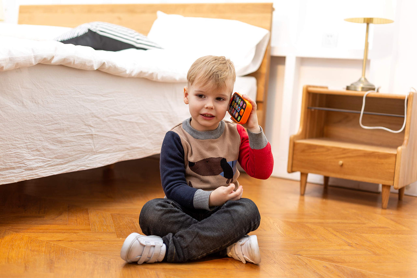 JOYIN Musikalische Spielzeuge für Babies, Baby Telefon Spielzeug Handy, 2 pc Fernbedienung, Kinder Smartphone, Baby Spielzeug ab 6 Monaten, Kleinkind Spielzeug ab 1 Jahr Geschenk Jungen Mädchen
