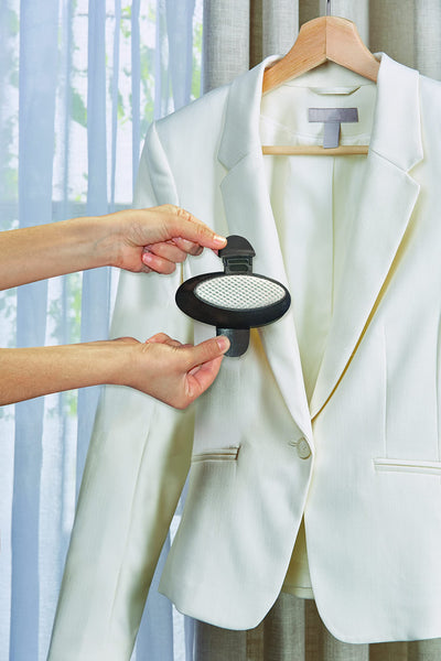 Russell Hobbs Dampfglätter [Testsieger] Bügeleisen Multi Steam Genie Pro Aroma (1800W, 32g/min Dampf, Reisebügeleisen inkl. 3 Aufsätze: Kleidung, Vorhänge, Polstermöbel) 28041-56