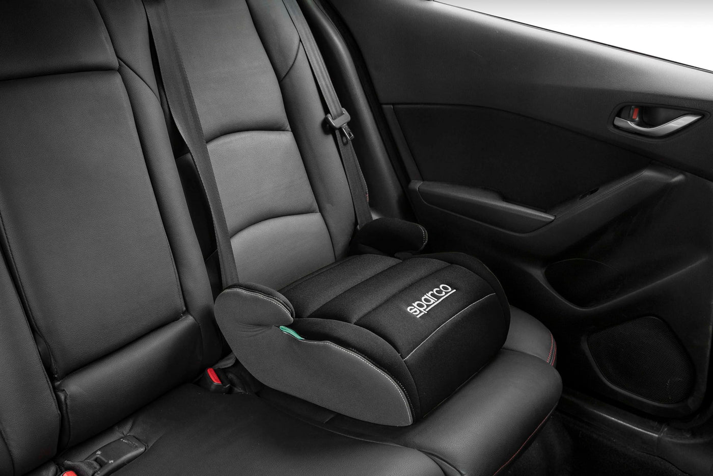Sparco Kinderautositz-Erhöhung Schwarz und Grau i-Size. Neue Europäische Norm 2024 ECE 129/03. 125-150 cm