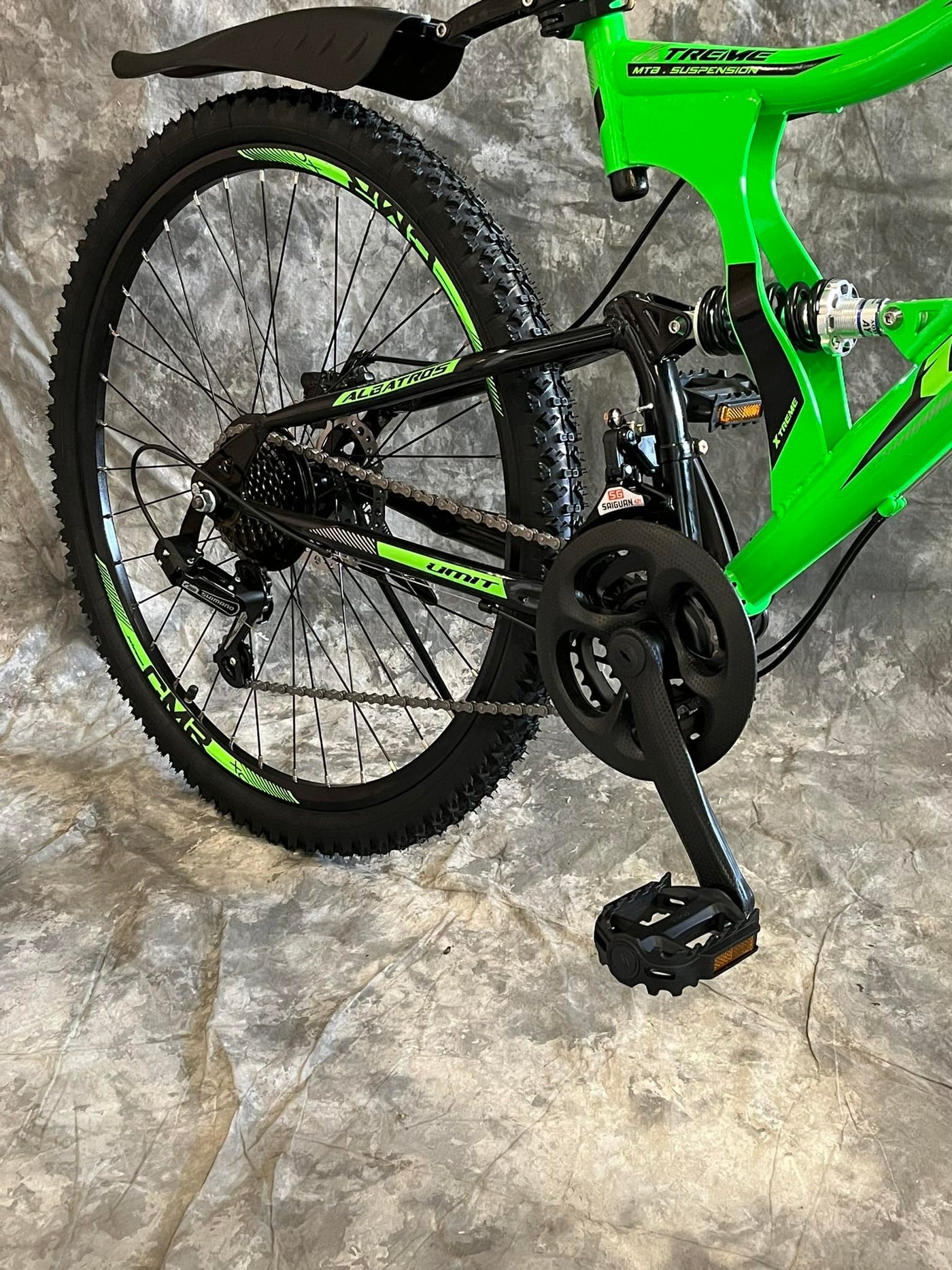 26 Zoll MTB Albatros Vollgefedert, 21-Gang Kettenschaltung, Scheibenbremsen NEU 2659-GRÜN-SCHWARZ Bitte BEACHTEN AB 155 cm KÖPERGRÖSSE GEEIGNET !!!!!!!