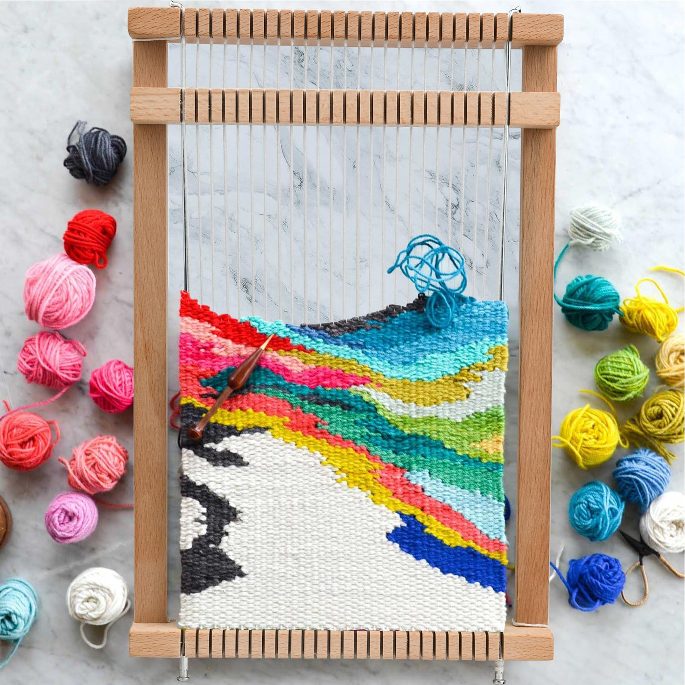 LYKTRIX Webrahmen Kinder,Holz Webstuhl Set, Weben für Kinder von 4–12 Jahren, Ein Perfekter Schulwebrahmen für Schüler und Anfänger, Enthält Genug Garn zum Stricken