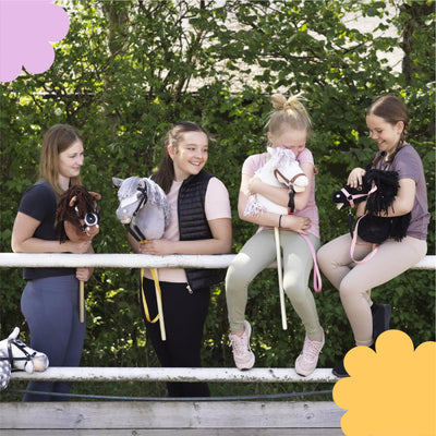 Panduro Hobby Horse Halfter Set, Wolldecke - Nylon Halfter für Pferde mit Metallschnallen - Leine für Hobby Horse Zubehör, Rosa