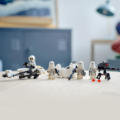 LEGO 75320 Star Wars Snowtrooper Battle Pack, Sammelbares Spielzeug zum Bauen für Kinder, Jungen und Mädchen ab 6 Jahren, mit 4 Figuren, Waffen und Düsenschlitten, Geschenk für Fans